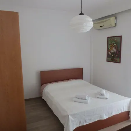 Anna Center Apartament *
